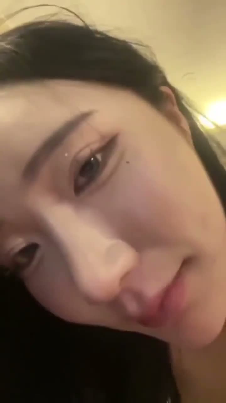 자지먹는거 보여주는 화끈한 테토녀 02 썸네일